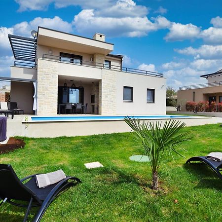 Villa Oskar Istrien Sveti Lovreč Pazenatički Екстериор снимка
